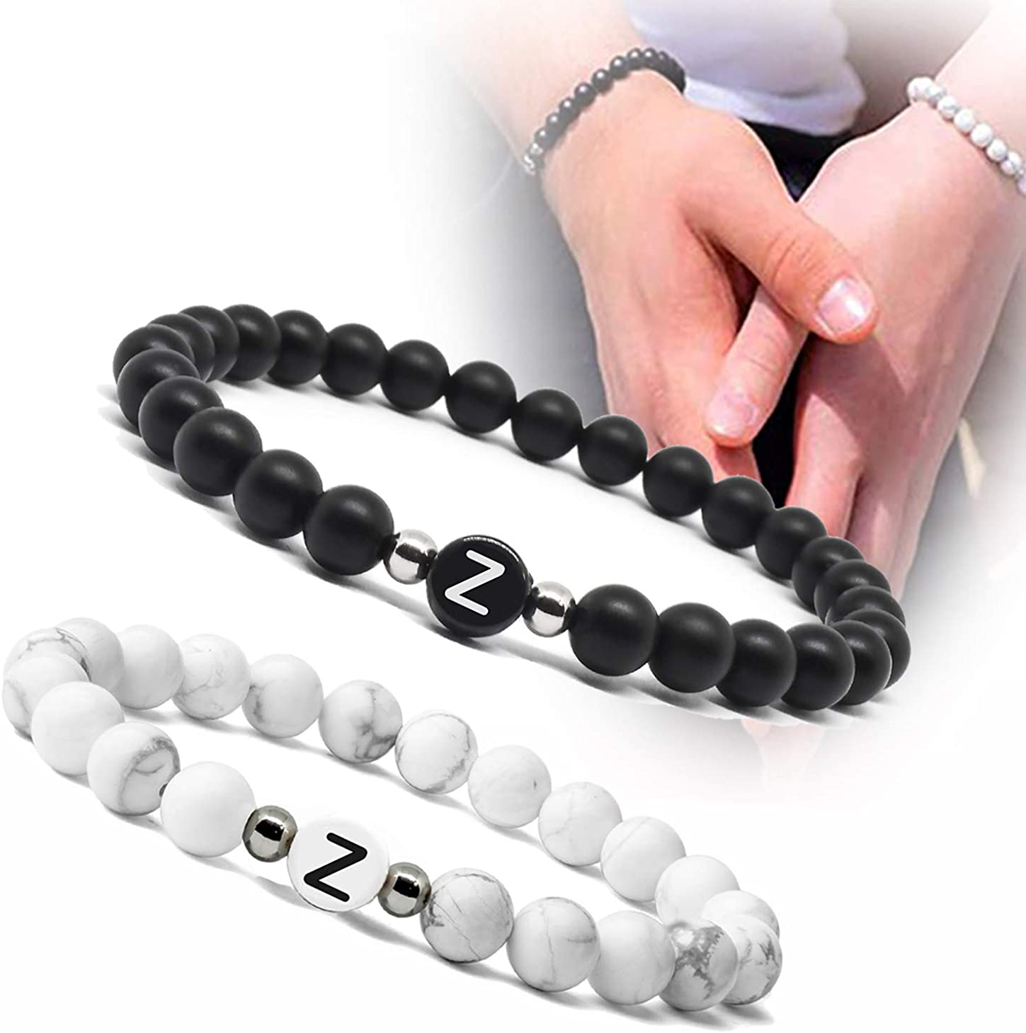 FIBO STEEL - Juego de 2 pulseras de cuentas iniciales para hombres y mujeres, pareja personalizada, novios, novias, regalos y pulseras elásticas