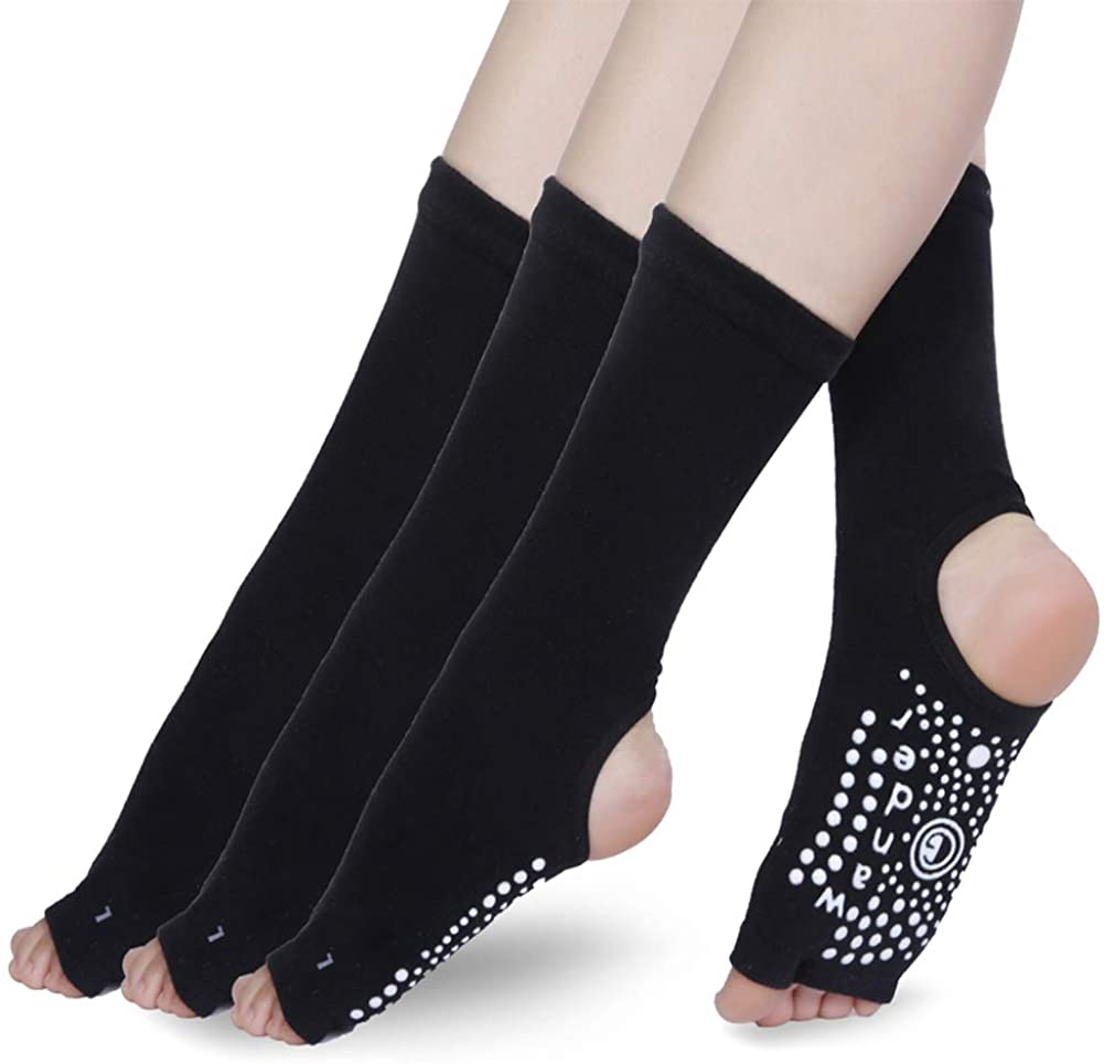 GCHBST - Calcetines de dedo para mujer, sin rostro, calcetines invisibles,  calcetines casuales, 3 pares, color de piel, talla única